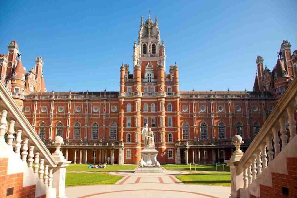 Royal Holloway University of London (RHUL) Admissions 2024 Courses Fees, Acceptance Rate, Ranking, Placement & Scholarship